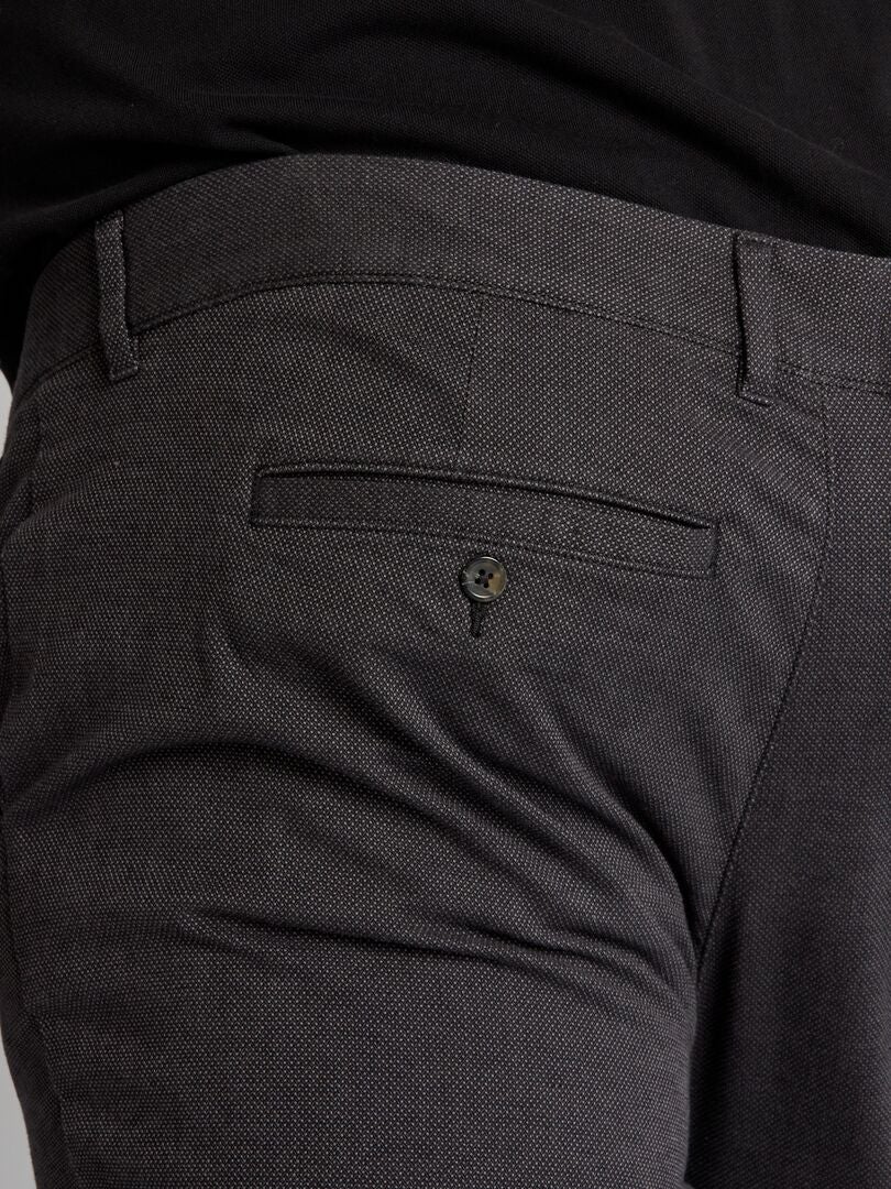 Pantalon chino fitté noir - Kiabi