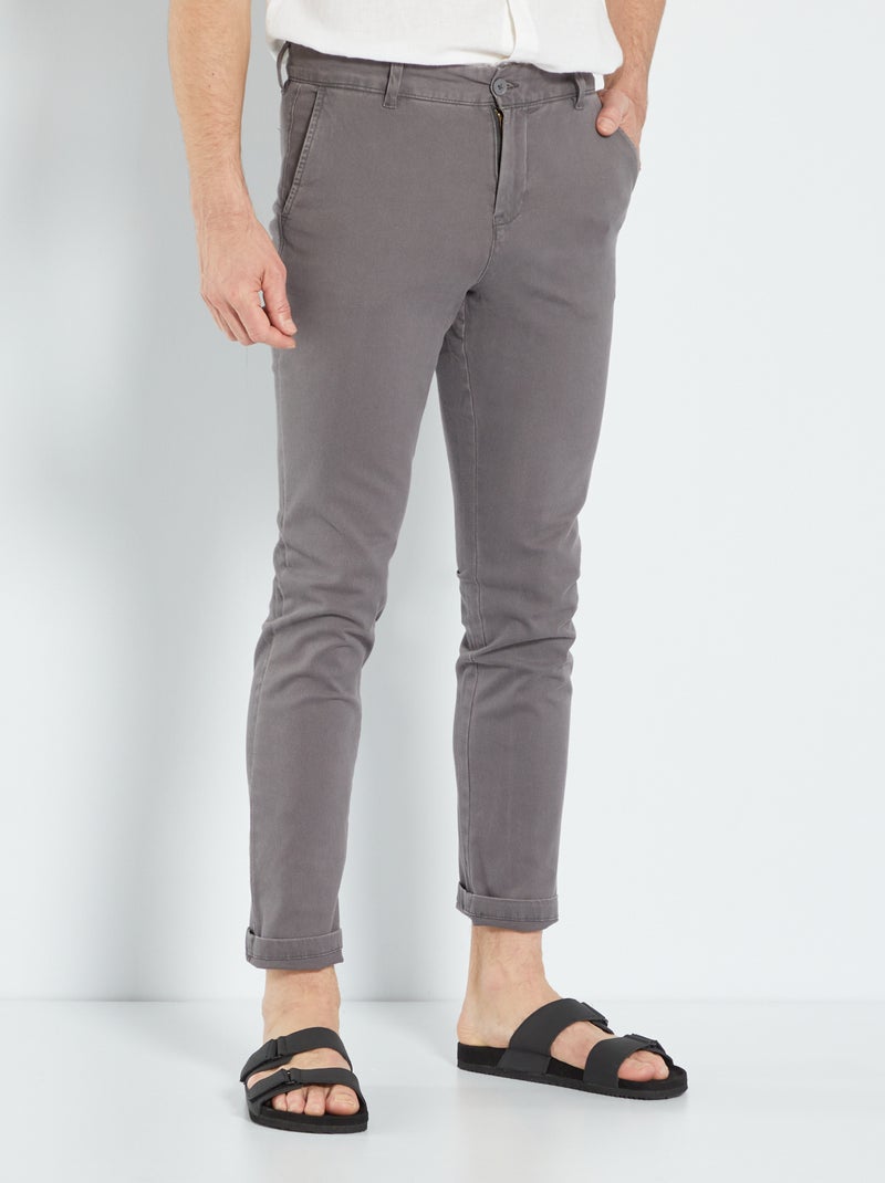 Pantalon chino Gris - Kiabi