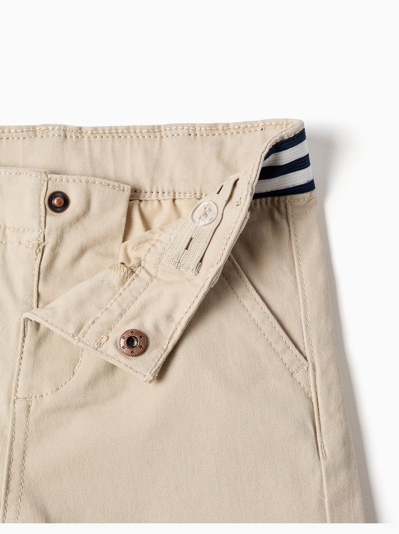 Pantalon chino slim en sergé avec bande rayée Beige clair - Kiabi