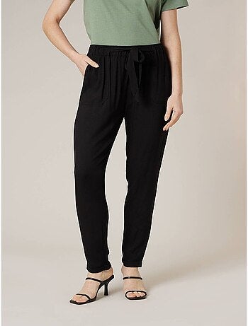 Pantalon cigarette femme fluide en toile légère 'Deeluxe'