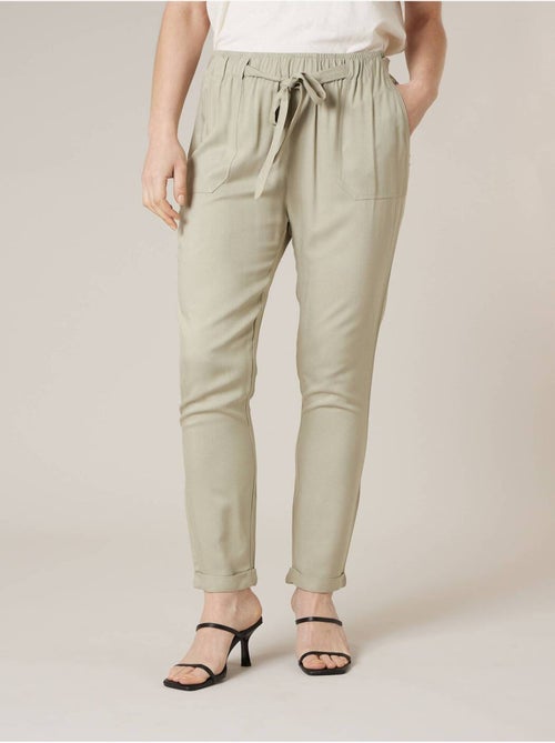 Pantalon cigarette femme fluide en toile légère 'Deeluxe' - Kiabi
