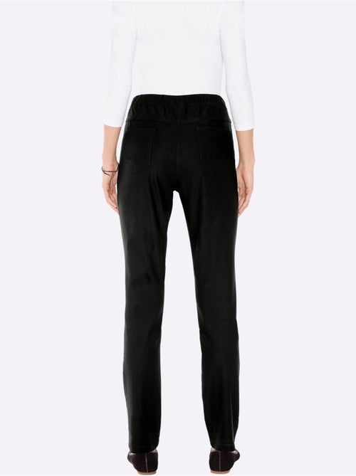 Pantalon confortable à ceinture élastique avec poches pratiques - taille courte - moda vilona - Kiabi Pantalon confortable à ceinture élastique avec poches pratiques - taille courte - moda vilona - Kiabi