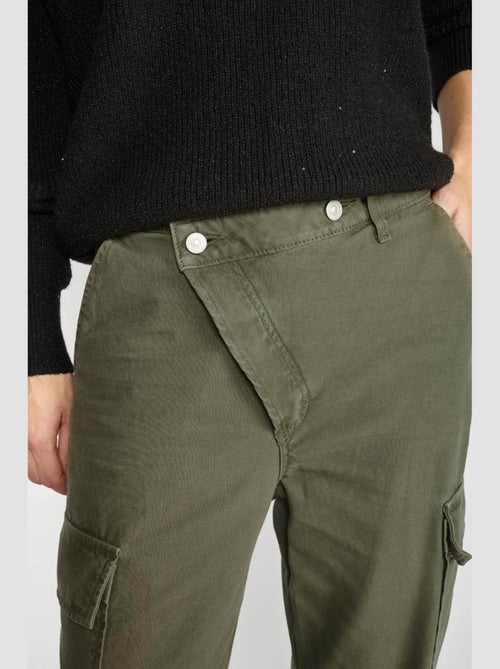 Pantalon COSYARMY loose, large 'Le Temps Des Cerises' - Kiabi