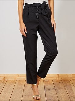 Pantalon coupe carotte ceinturé - Kiabi