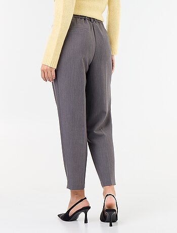 Pantalon coupe carotte taille haute