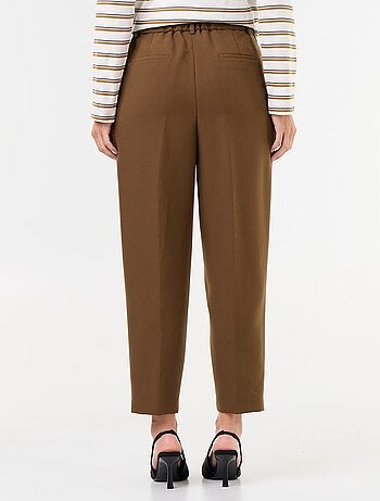 Pantalon coupe carotte taille haute