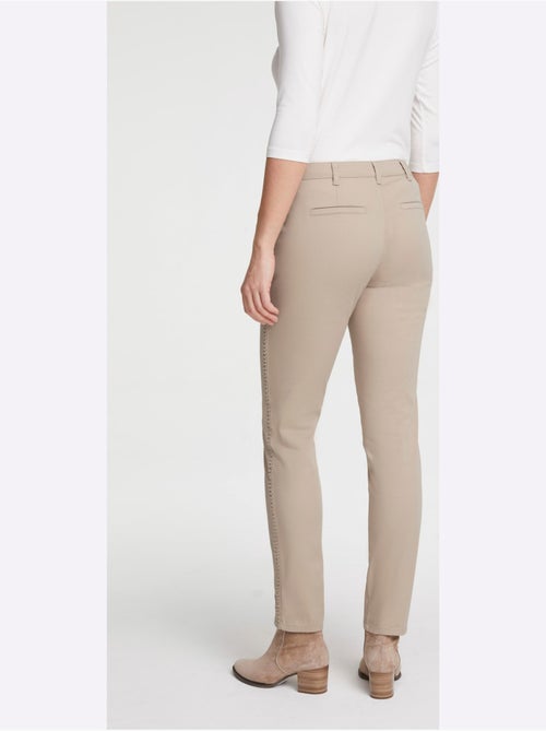Pantalon coupe droite avec ceinture glissière et poches fendues - taille standard - helline - Kiabi Pantalon coupe droite avec ceinture glissière et poches fendues - taille standard - helline - Kiabi