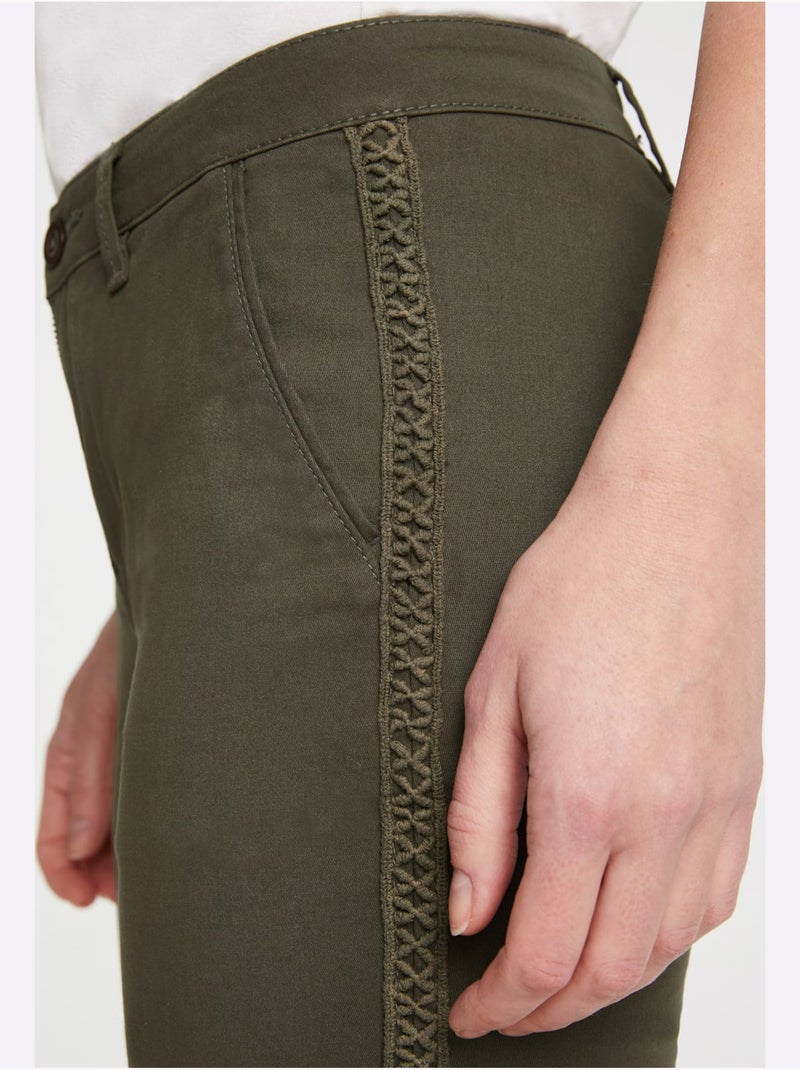 Pantalon coupe droite avec ceinture glissière et poches fendues - Taille standard - Helline Vert olive - Kiabi