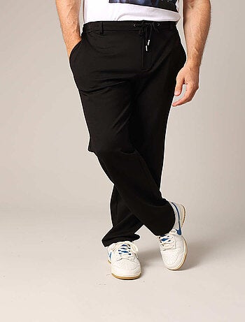 Pantalon coupe droite avec taille élastiquée et cordon de serrage. 'Deeluxe'