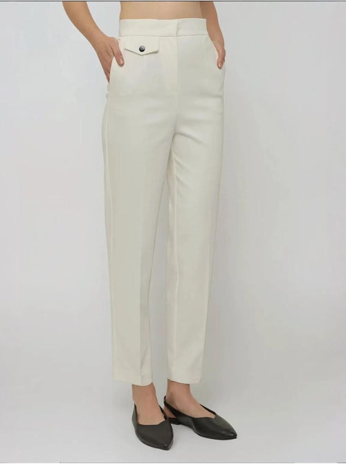Pantalon coupe droite sur mesure haut de gamme avec poches - Kiabi Pantalon coupe droite sur mesure haut de gamme avec poches - Kiabi