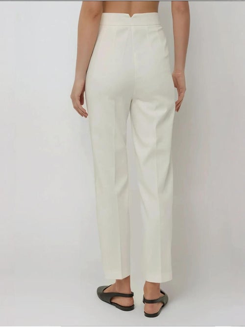 Pantalon coupe droite sur mesure haut de gamme avec poches - Kiabi Pantalon coupe droite sur mesure haut de gamme avec poches - Kiabi