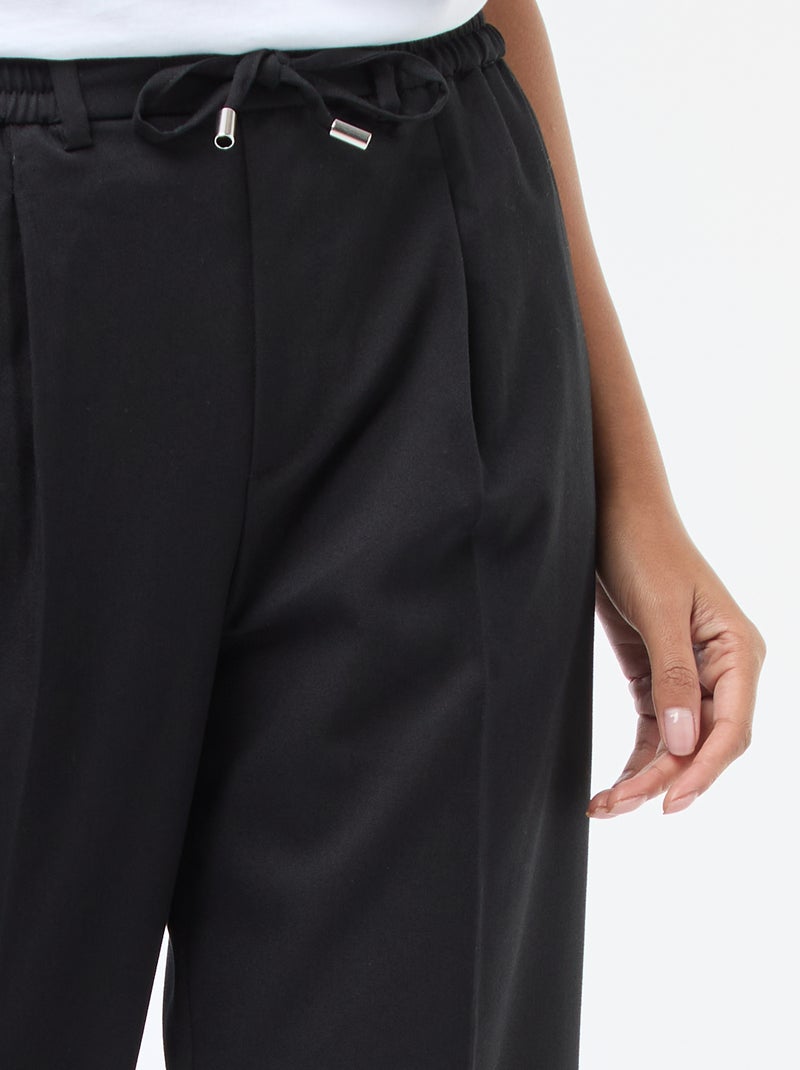 Pantalon coupe large à la taille élastiquée + liens à nouer Noir - Kiabi