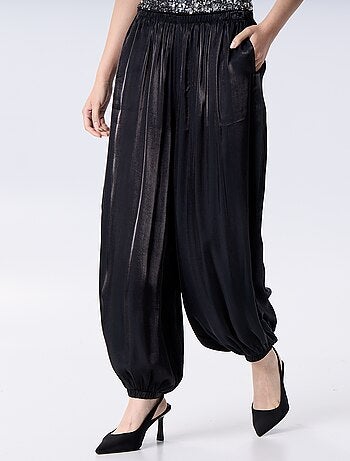 Pantalon coupe large forme balloon