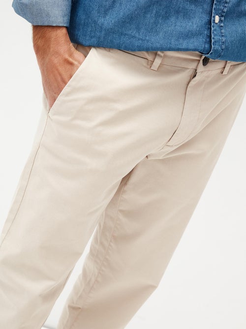 Pantalon 'coupe slim' - Kiabi