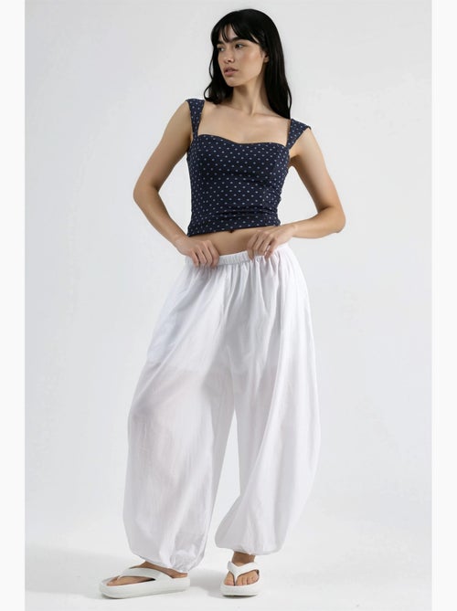 Pantalon crêpe à jambes larges busem - Kiabi Pantalon crêpe à jambes larges busem - Kiabi