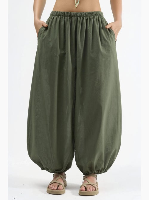 Pantalon crêpe à jambes larges busem - Kiabi Pantalon crêpe à jambes larges busem - Kiabi