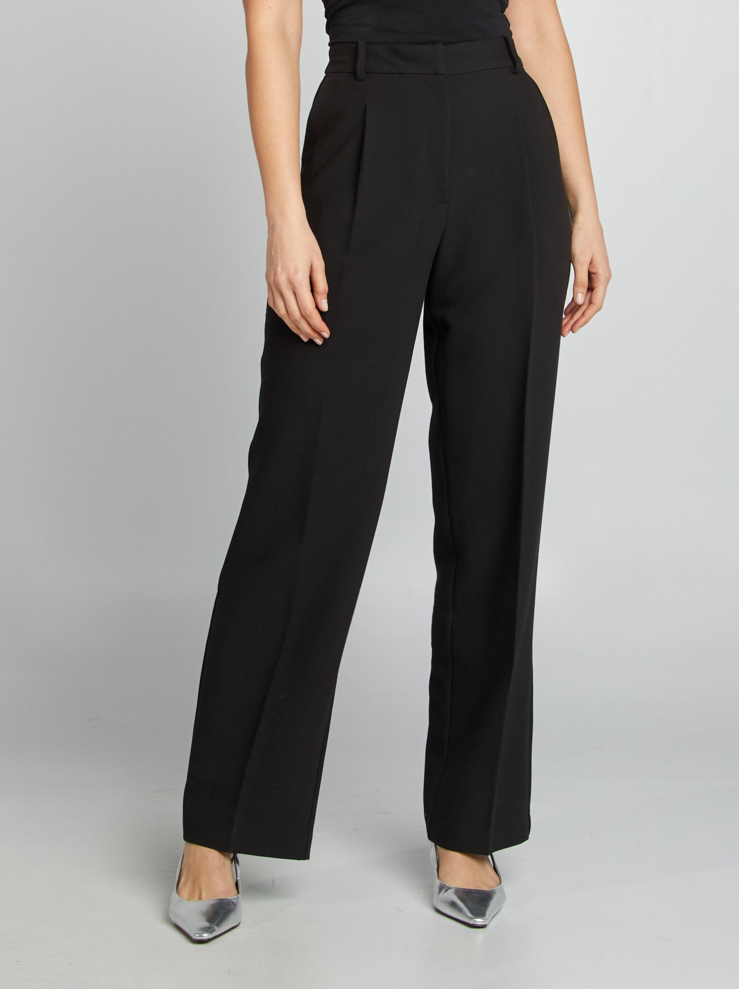 Pantalon De Ville Gabardine Noir KIABI - Taille 44, Matière Viscose/polyester/lin, Occasion Très Bon état