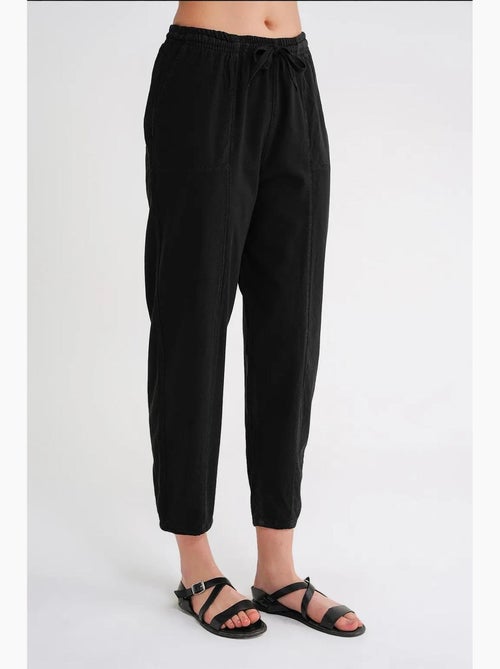 Pantalon de jogging en lin mélangé avec cordon de serrage à la taille mixray - Kiabi Pantalon de jogging en lin mélangé avec cordon de serrage à la taille mixray - Kiabi