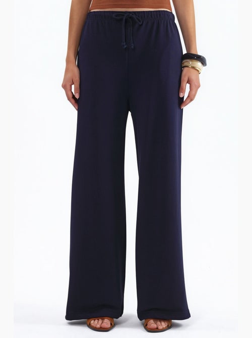 Pantalon de jogging en mélange de coton à jambe droite pour femme busem - Kiabi Pantalon de jogging en mélange de coton à jambe droite pour femme busem - Kiabi