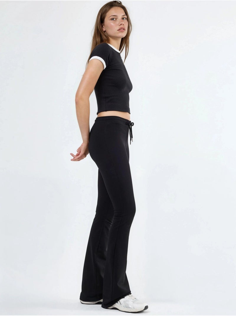 Pantalon de jogging évasé taille mi-haute avec cordon busem Noir - Kiabi