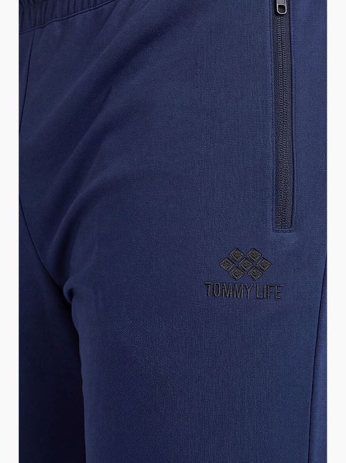 Pantalon de jogging homme à jambe droite tommy - Kiabi Pantalon de jogging homme à jambe droite tommy - Kiabi