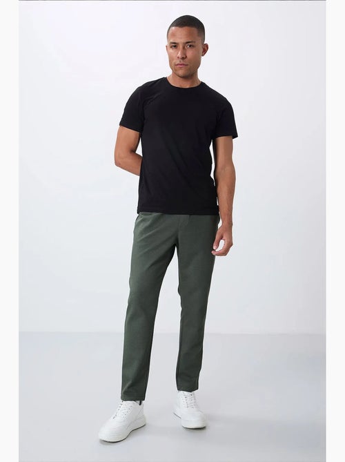 Pantalon de jogging homme à taille élastique tommy - Kiabi Pantalon de jogging homme à taille élastique tommy - Kiabi