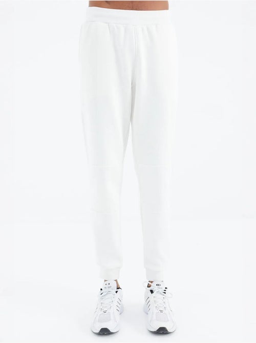 Pantalon de jogging homme coupe décontractée en molleton tommy - Kiabi Pantalon de jogging homme coupe décontractée en molleton tommy - Kiabi