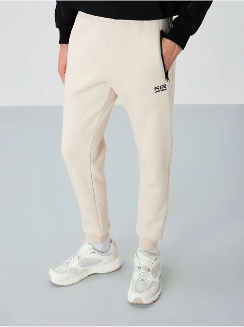 Pantalon de jogging homme coupe jogger tommy - Kiabi Pantalon de jogging homme coupe jogger tommy - Kiabi