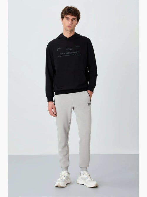 Pantalon de jogging homme coupe jogger tommy - Kiabi Pantalon de jogging homme coupe jogger tommy - Kiabi