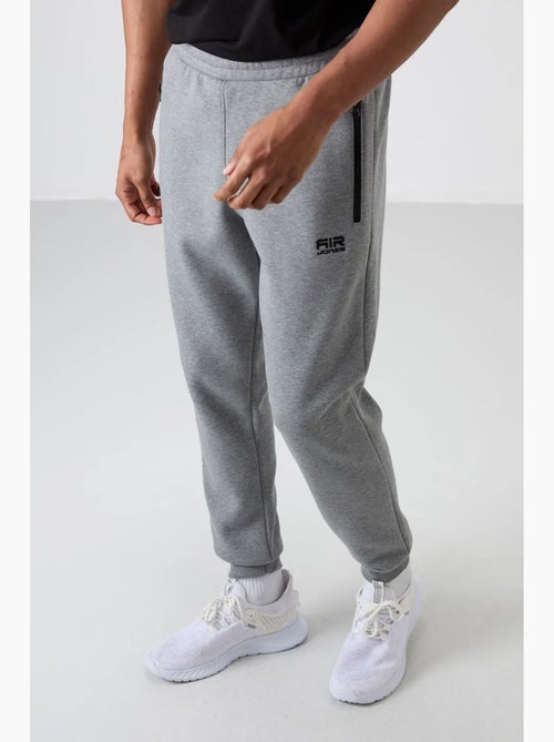 Pantalon de jogging homme coupe jogger tommy - Kiabi Pantalon de jogging homme coupe jogger tommy - Kiabi