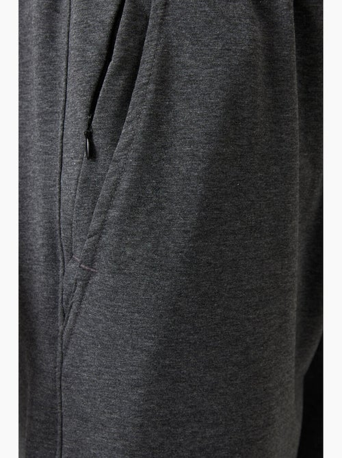 Pantalon de jogging homme coupe regular en coton mélangé tommy - Kiabi Pantalon de jogging homme coupe regular en coton mélangé tommy - Kiabi