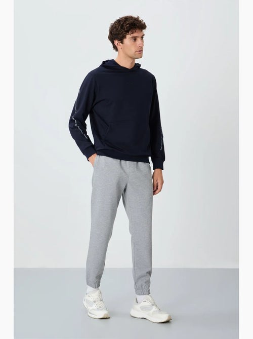Pantalon de jogging homme coupe regular en molleton tommy - Kiabi Pantalon de jogging homme coupe regular en molleton tommy - Kiabi