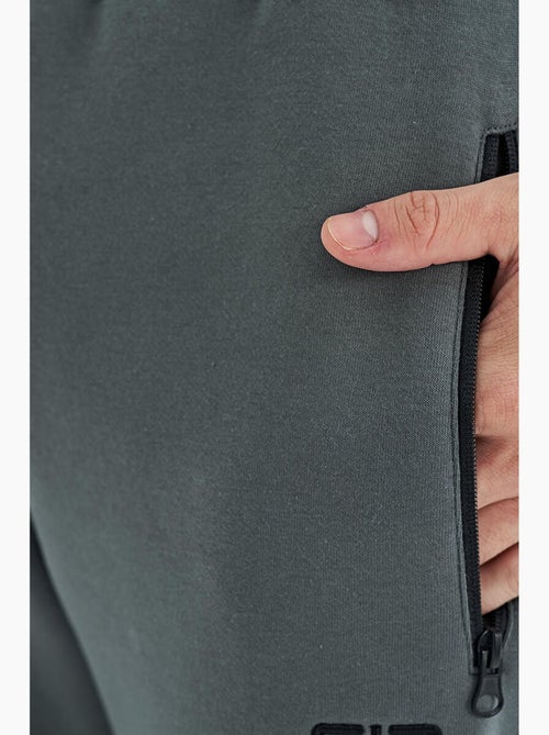 Pantalon de jogging homme coupe regular en molleton tommy - Kiabi Pantalon de jogging homme coupe regular en molleton tommy - Kiabi
