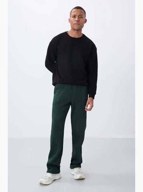Pantalon de jogging homme coupe regular en molleton tommy - Kiabi Pantalon de jogging homme coupe regular en molleton tommy - Kiabi