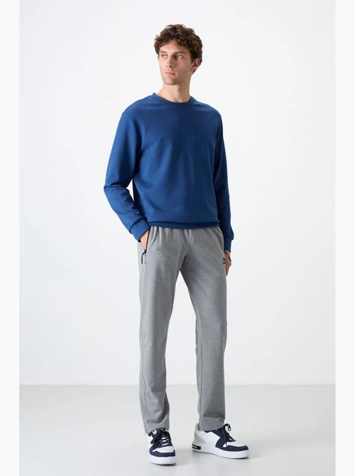 Pantalon de jogging homme coupe regular jambe droite tommy - Kiabi Pantalon de jogging homme coupe regular jambe droite tommy - Kiabi