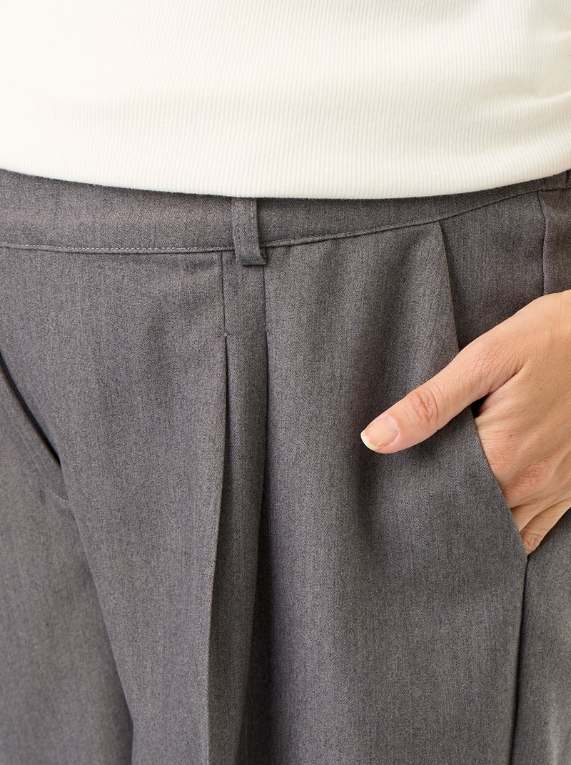 Pantalon de maternité à pinces Gris - Kiabi