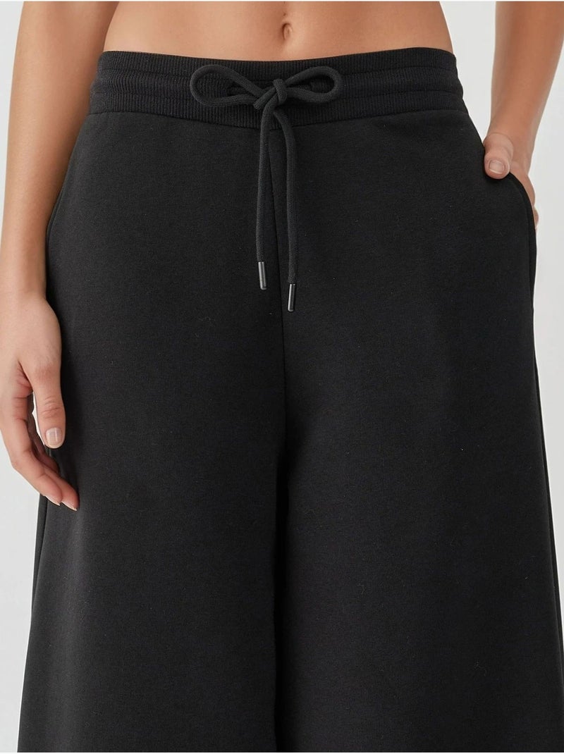 Pantalon de survêtement basique à coupe ajustée et surélevée hiccup Noir - Kiabi