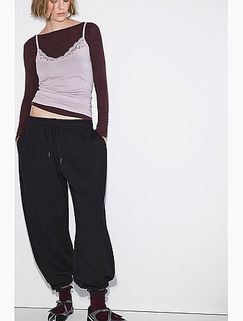 Pantalon de survêtement coupe ballon avec détails de couture, molletonné penti