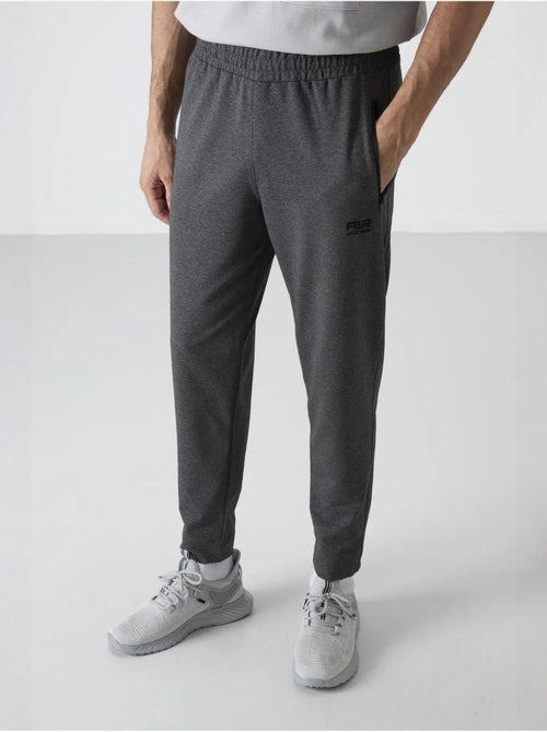 Pantalon de survêtement homme jogger uni tommy - Kiabi Pantalon de survêtement homme jogger uni tommy - Kiabi