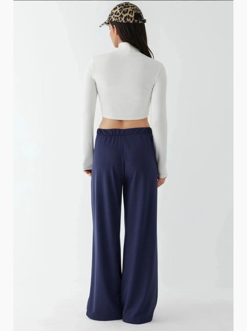 Pantalon de survêtement large et doux au toucher hiccup - Kiabi Pantalon de survêtement large et doux au toucher hiccup - Kiabi