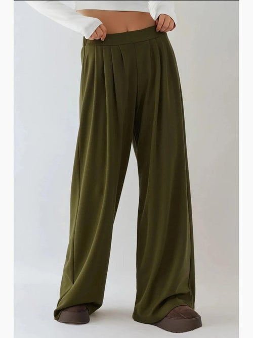 Pantalon de survêtement large et doux au toucher hiccup - Kiabi Pantalon de survêtement large et doux au toucher hiccup - Kiabi