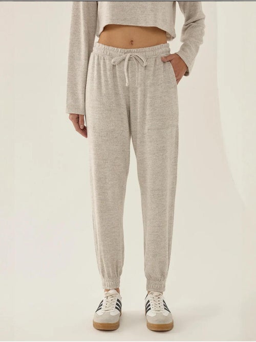 Pantalon de survêtement tricoté à taille élastique - Kiabi Pantalon de survêtement tricoté à taille élastique - Kiabi
