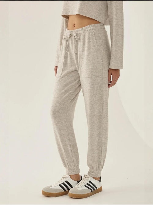 Pantalon de survêtement tricoté à taille élastique - Kiabi Pantalon de survêtement tricoté à taille élastique - Kiabi