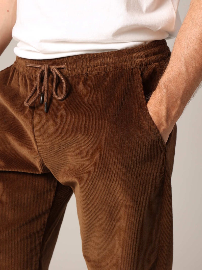 Pantalon décontracté en velours côtelé 'Deeluxe' Marron - Kiabi