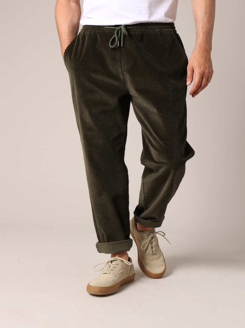 Pantalon décontracté en velours côtelé 'Deeluxe' - Kiabi