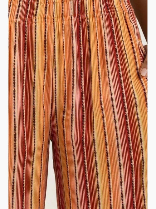 Pantalon décontracté imprimé à jambes larges hiccup - Kiabi Pantalon décontracté imprimé à jambes larges hiccup - Kiabi