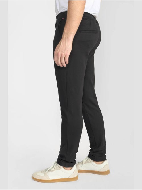 Pantalon DEDAL carotte 'Le Temps Des Cerises' - Kiabi Pantalon DEDAL carotte 'Le Temps Des Cerises' - Kiabi