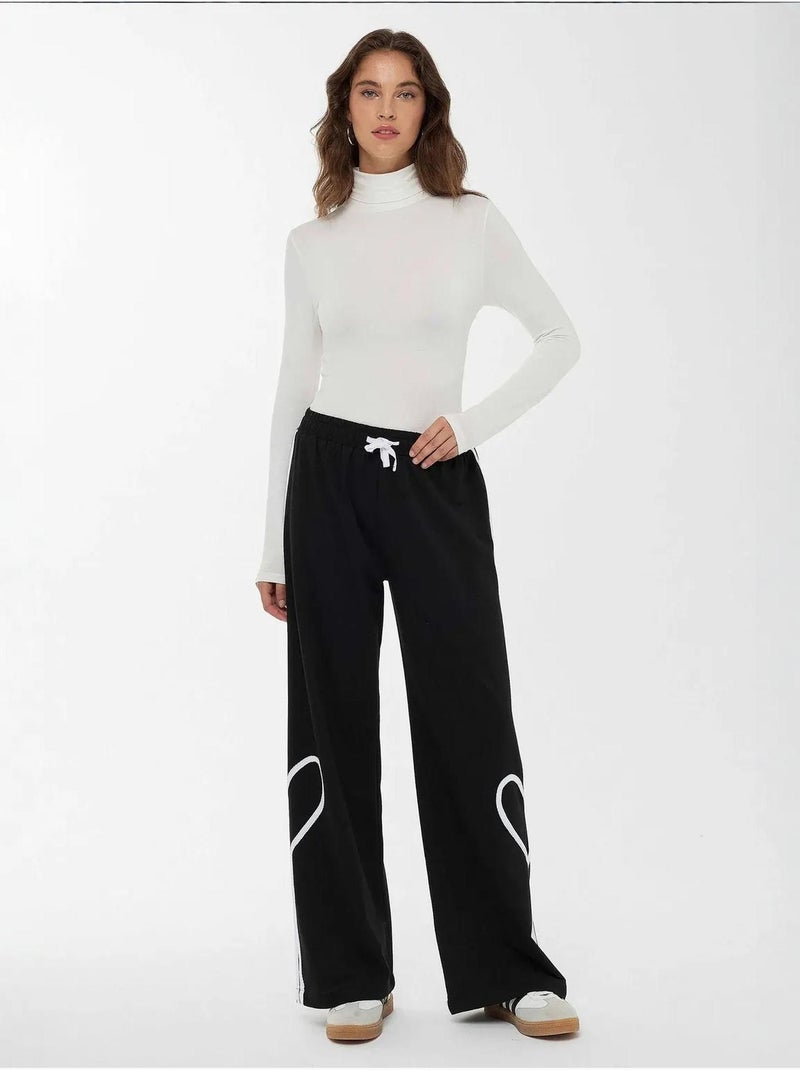 Pantalon détaillé en forme de cœur Noir - Kiabi