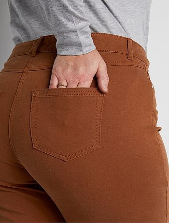 Pantalon droit 5 poches coton stretch