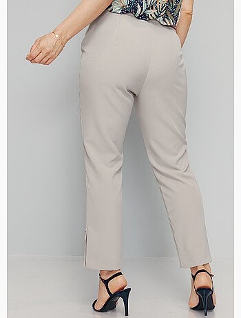 Pantalon droit 7/8e uni infroissable